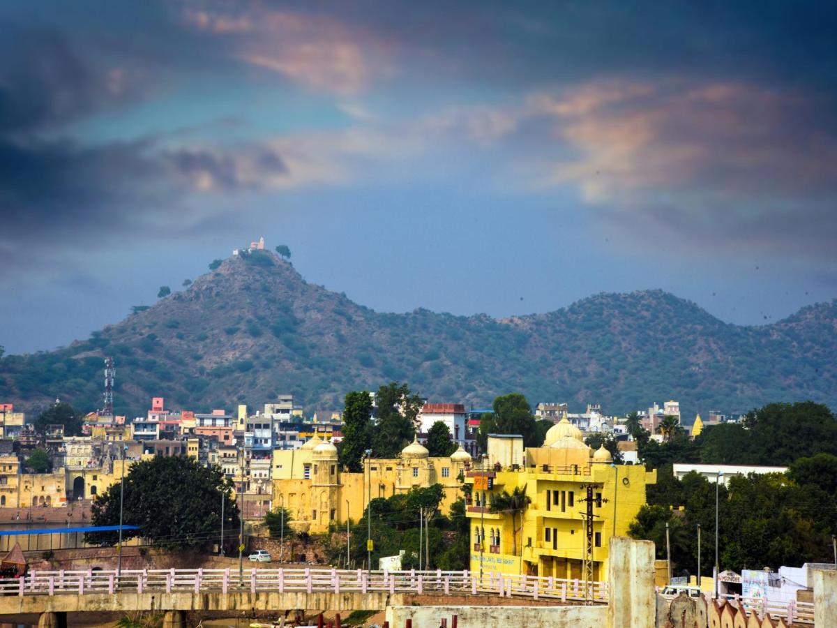 Hotel Zoola Palace Pushkar Exterior photo